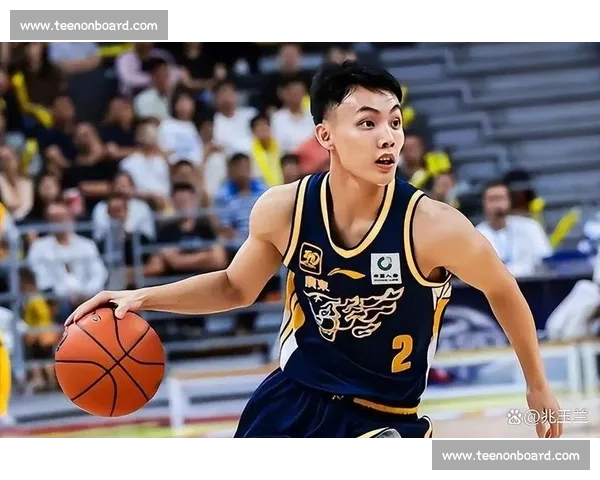 聚焦新赛季CBA球队状态变化与争冠格局深度解析全景观察与趋势