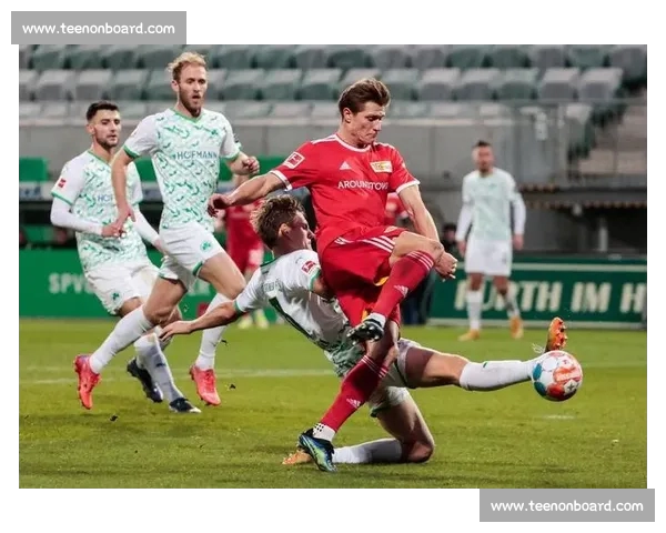 高清足球赛事直播APP下载指南畅享全球赛场精彩即时比分数据分析权威解说 - 副本 (148) - 副本 - 副本 - 副本