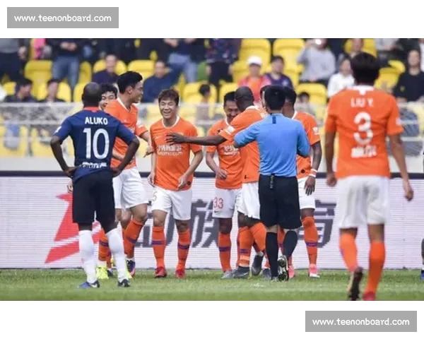 中超联赛主客场表现对球队成绩的影响与分析探讨 中超联赛主客场表现对球队成绩的影响与分析探讨